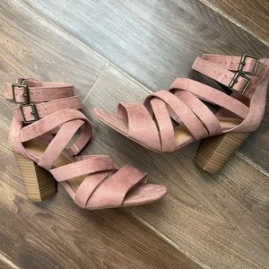 Universal Thread strappy sandals
